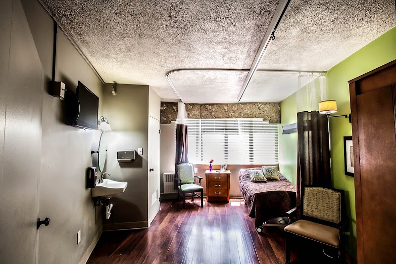 CIRCLE OF CARE nursing home in SALEM, OH - Photo 3 of 5