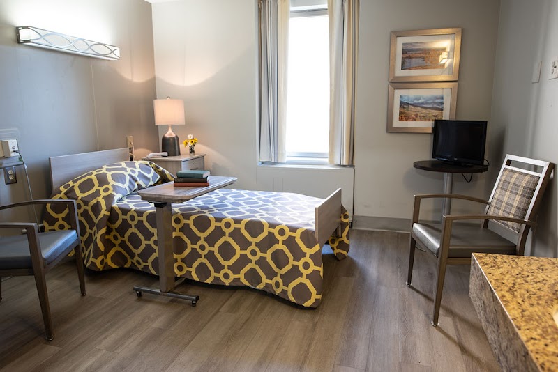 SCARLET OAKS NURSING AND REHABILITATION CENTER nursing home in CINCINNATI, OH - Photo 4 of 5