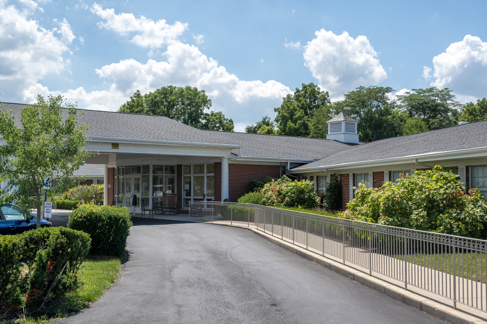 TRINITY COMMUNITY AT FAIRBORN nursing home in FAIRBORN, OH - Photo 4 of 10