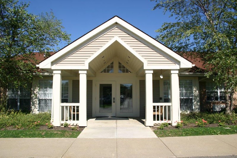 ALTERCARE OF LOUISVILLE CTR FOR REHAB & NSG CARE nursing home in LOUISVILLE, OH - Photo 2 of 5