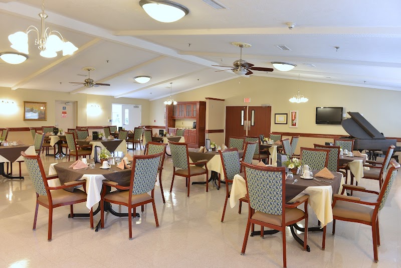LAURELS OF HILLSBORO nursing home in HILLSBORO, OH - Photo 4 of 5
