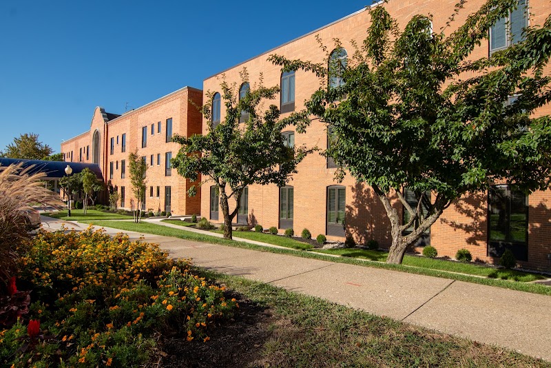TWIN TOWERS nursing home in CINCINNATI, OH - Photo 2 of 10
