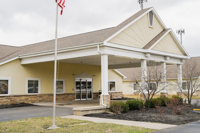 MAJESTIC CARE OF POINT PLACE nursing home in TOLEDO, OH - Photo 4 of 5