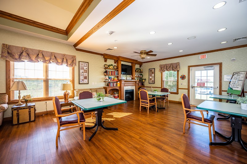 DOVERWOOD VILLAGE nursing home in HAMILTON, OH - Photo 4 of 10