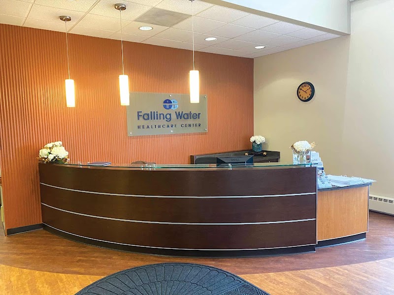FALLING WATER HEALTHCARE CENTER nursing home in STRONGSVILLE, OH - Photo 3 of 5