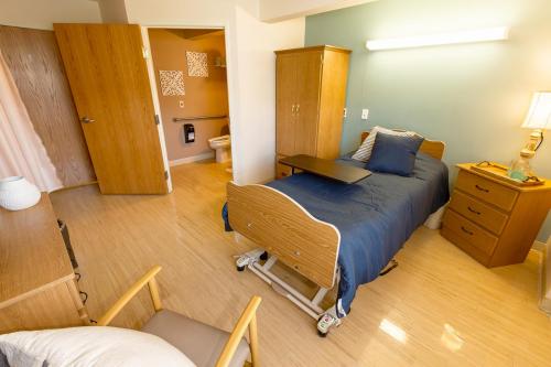 RIVERSIDE LANDING NURSING AND REHABILITATION nursing home in MCCONNELSVILLE, OH - Photo 4 of 5