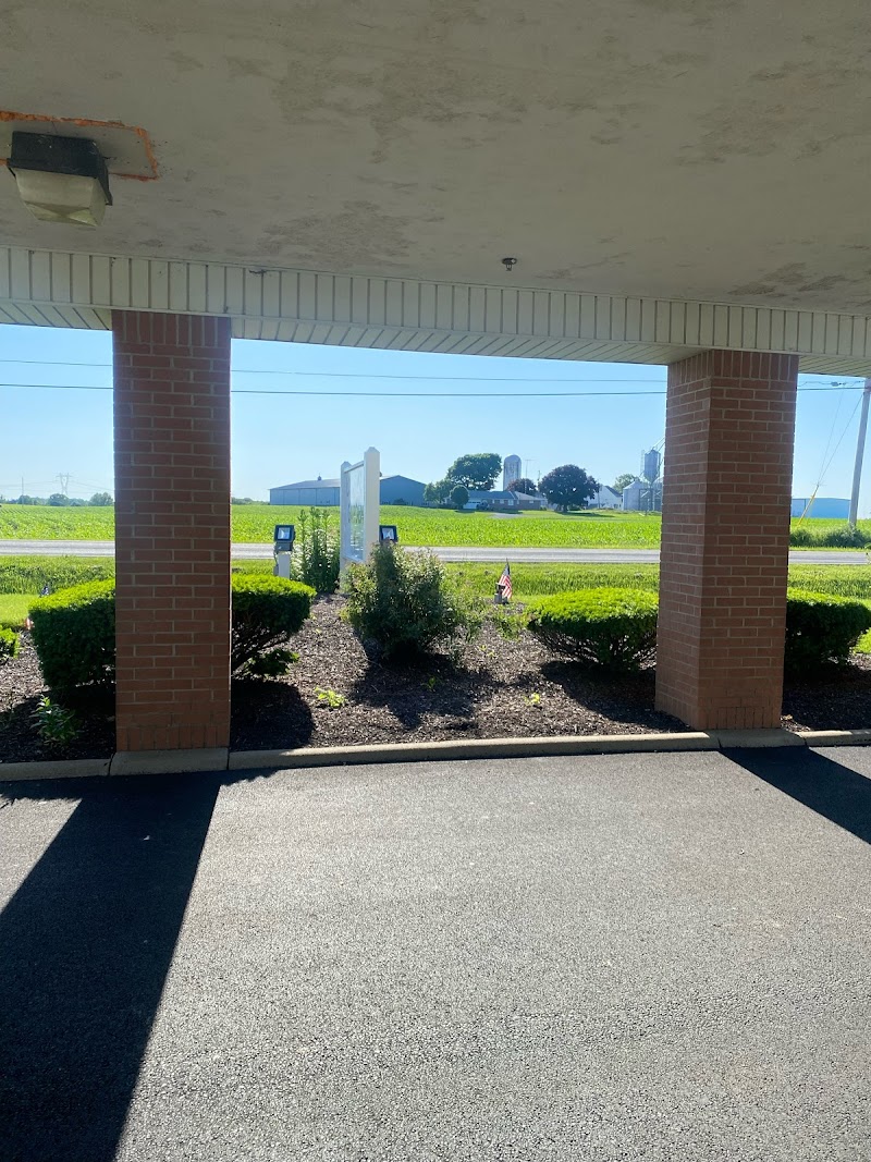 LOUISVILLE GARDENS CARE CENTER nursing home in LOUISVILLE, OH - Photo 2 of 5