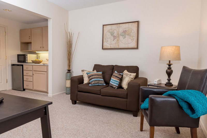 NEW ALBANY CARE CENTER nursing home in COLUMBUS, OH - Photo 3 of 5