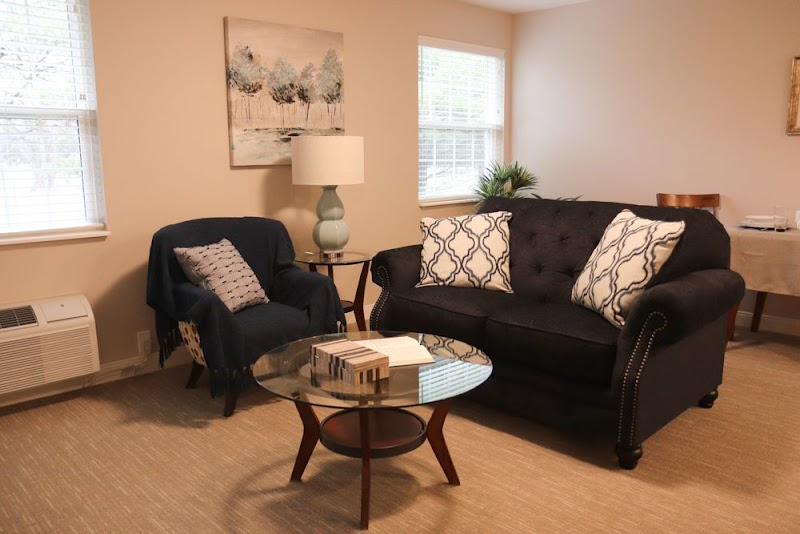 BIRCHWOOD CARE CENTER nursing home in HAMILTON, OH - Photo 4 of 10