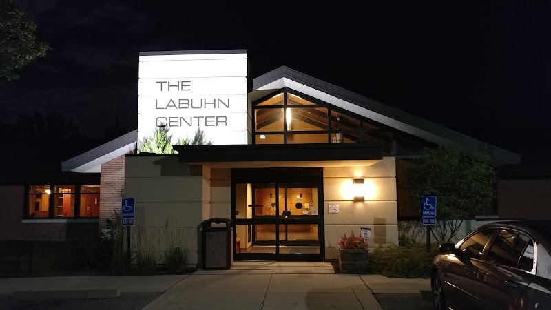 MAJESTIC CARE OF TOLEDO SNF nursing home in TOLEDO, OH - Photo 3 of 5