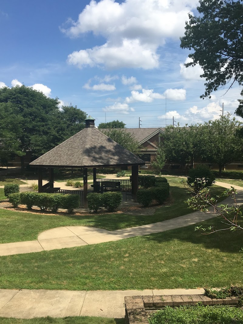 BEEGHLY OAKS CENTER FOR REHABILITATION & HEALING nursing home in YOUNGSTOWN, OH - Photo 2 of 5