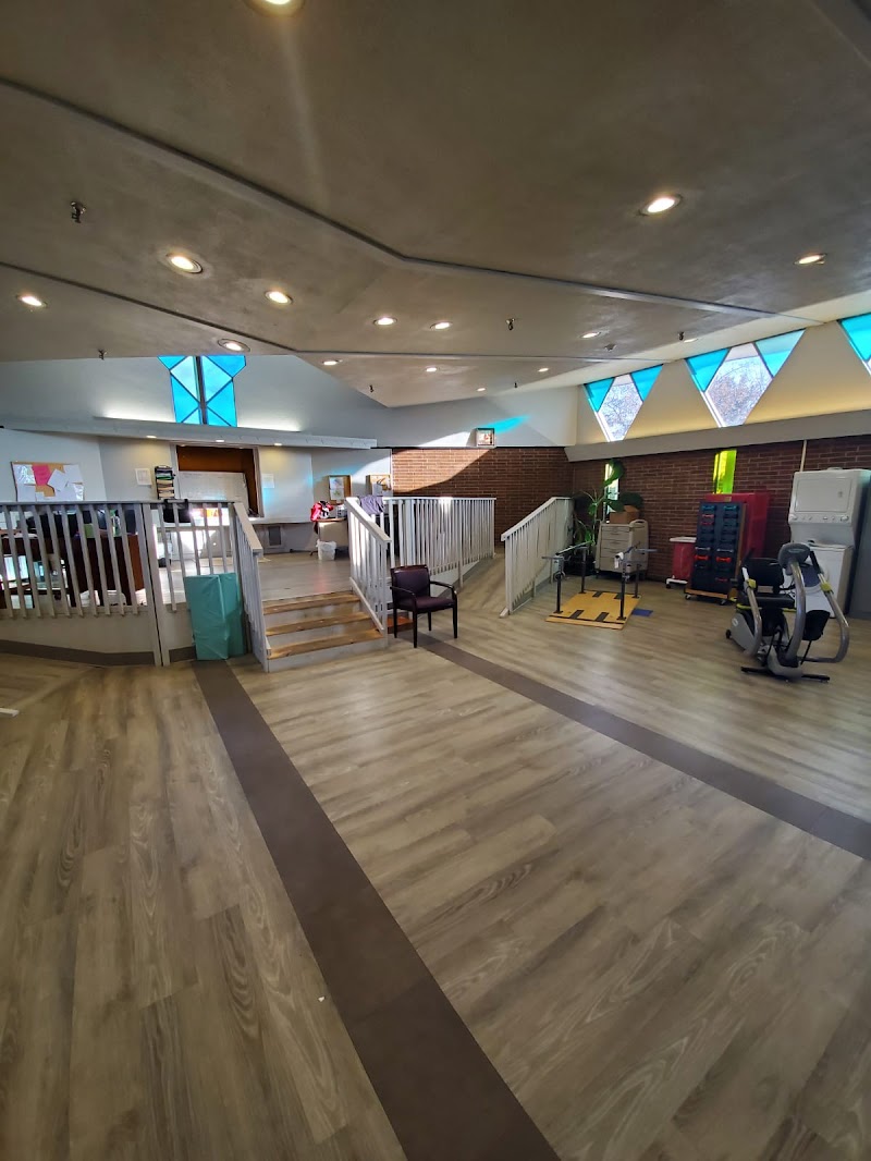 WOODS EDGE REHAB AND NURSING nursing home in CINCINNATI, OH - Photo 2 of 5