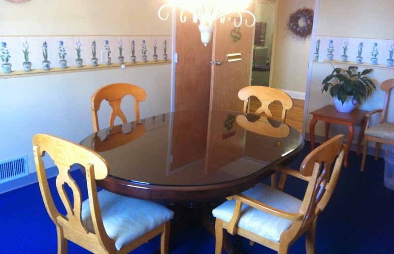 STEUBENVILLE COUNTRY CLUB MANOR nursing home in STEUBENVILLE, OH - Photo 4 of 5