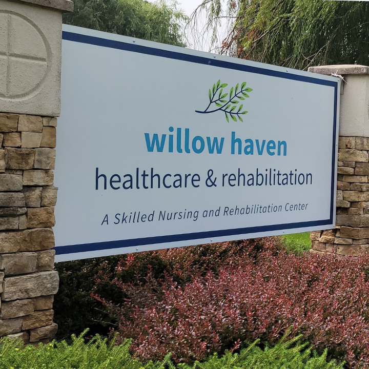 CONTINUING HEALTHCARE AT WILLOW HAVEN nursing home in ZANESVILLE, OH - Photo 2 of 5