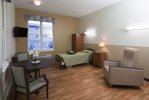 AMBERWOOD MANOR nursing home in NEW PHILADELPHIA, OH - Photo 4 of 10