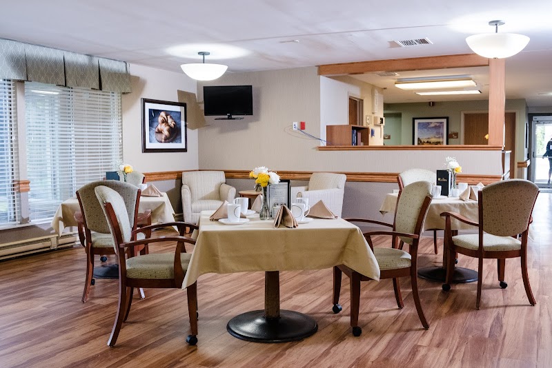 THE LAURELS OF CHAGRIN FALLS nursing home in CHAGRIN FALLS, OH - Photo 4 of 5