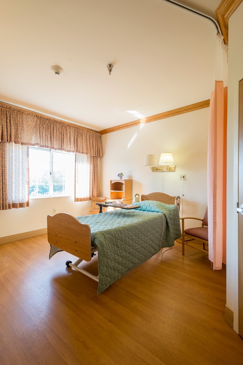 SHAWNEESPRING HEALTH CARE CENTER nursing home in HARRISON, OH - Photo 5 of 10