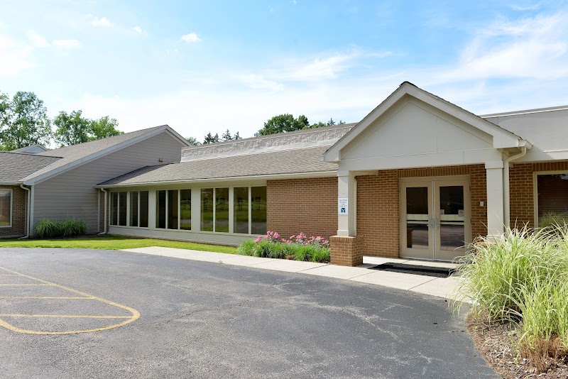 DIVINE REHABILITATION AND NURSING AT TOLEDO nursing home in TOLEDO, OH - Photo 3 of 5