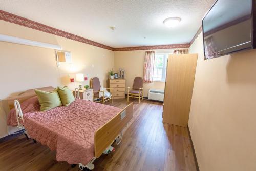 SIENNA SKILLED NURSING & REHABILITATION nursing home in WINTERSVILLE, OH - Photo 3 of 5