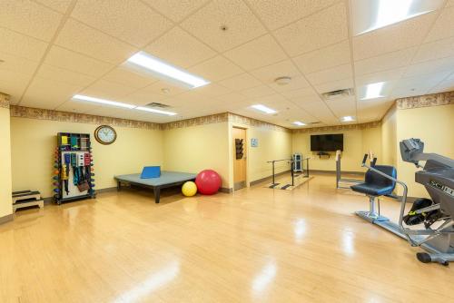 SIENNA SKILLED NURSING & REHABILITATION nursing home in WINTERSVILLE, OH - Photo 5 of 5