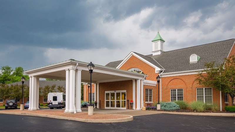 HOME AT TAYLOR'S POINTE nursing home in CINCINNATI, OH - Photo 2 of 10