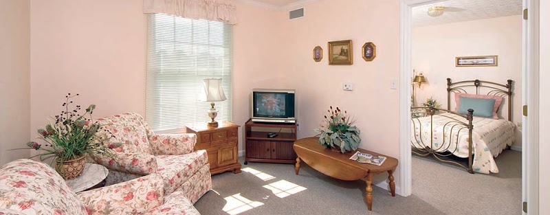 OHIO LIVING LAKE VISTA nursing home in CORTLAND, OH - Photo 5 of 10