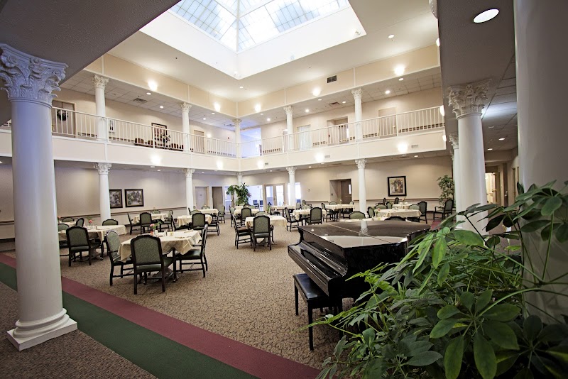 MANOR OF GRANDE VILLAGE nursing home in TWINSBURG, OH - Photo 2 of 10