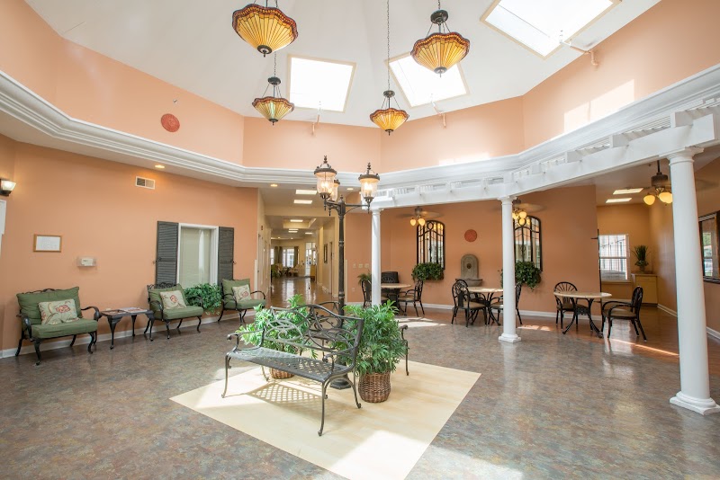 VERANDA GARDENS & ASSISTED LIVING nursing home in CINCINNATI, OH - Photo 3 of 5