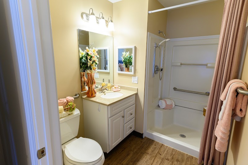 OTTERBEIN NORTH SHORE nursing home in LAKESIDE, OH - Photo 4 of 10