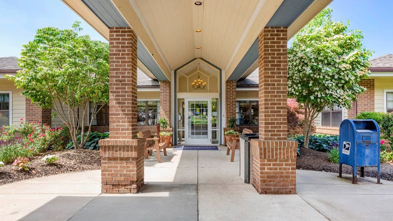 BROOKDALE WESTLAKE VILLAGE nursing home in WESTLAKE, OH - Photo 2 of 7