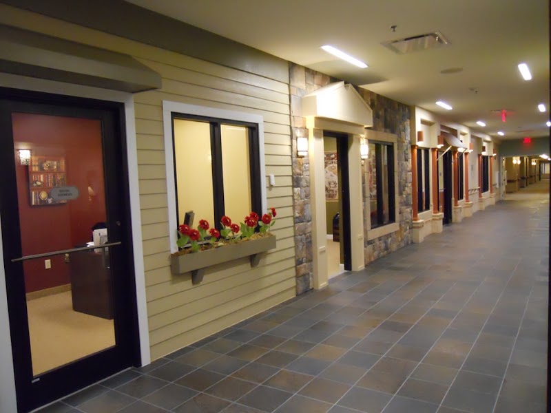 AVENUE CARE AND REHABILITATION CENTER, THE nursing home in WARRENSVILLE HEIGHTS, OH - Photo 4 of 5