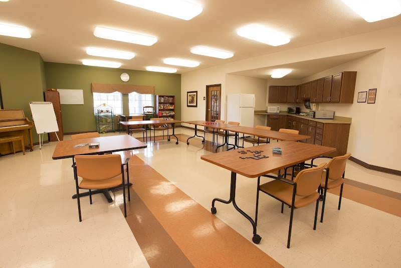 OAKS OF BRECKSVILLE nursing home in BRECKSVILLE, OH - Photo 4 of 10