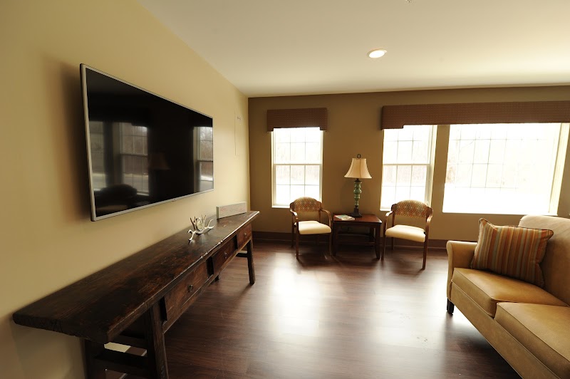 WOODS ON FRENCH CREEK NURSING & REHAB CENTER THE nursing home in AVON, OH - Photo 4 of 10