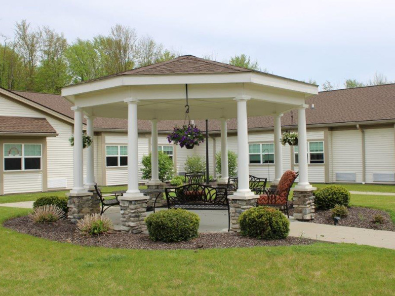 AVENUE AT AURORA nursing home in AURORA, OH - Photo 3 of 10