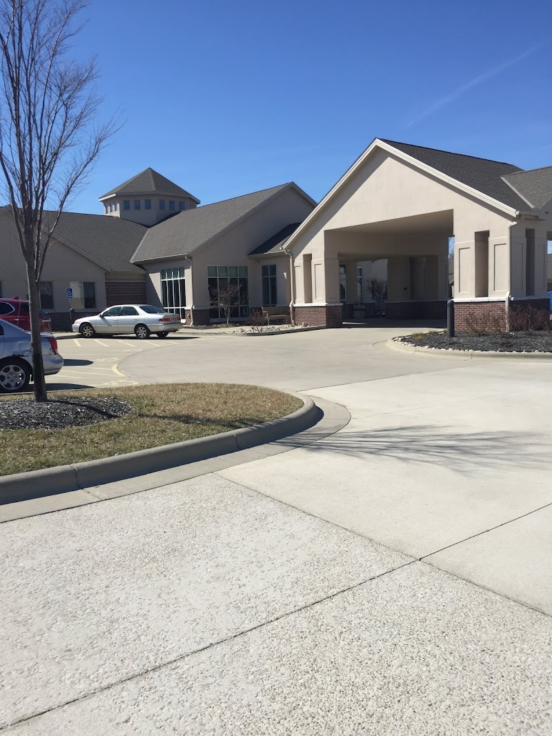 ARLINGTON POINTE nursing home in MIDDLETOWN, OH - Photo 2 of 5