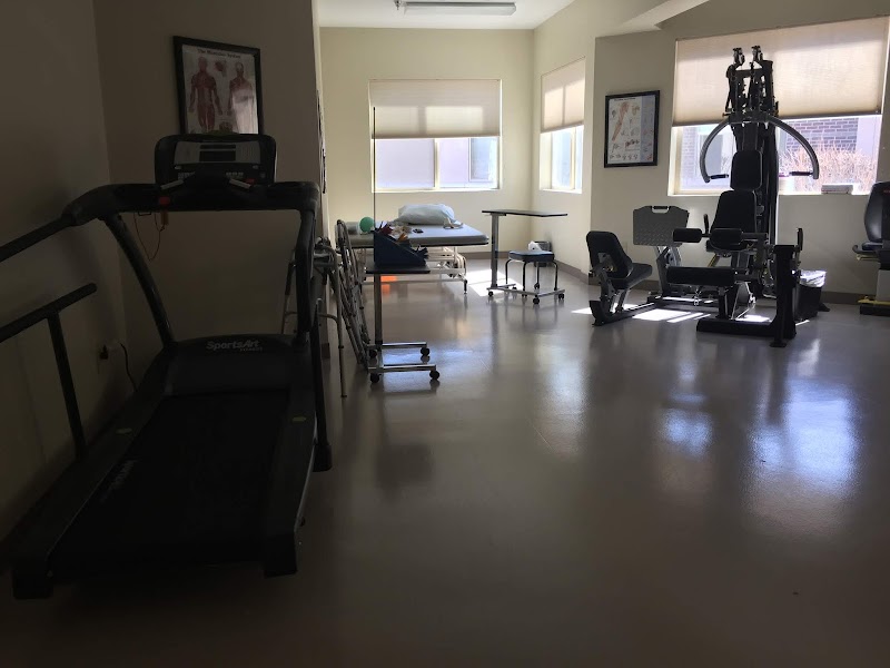 ARLINGTON POINTE nursing home in MIDDLETOWN, OH - Photo 5 of 5