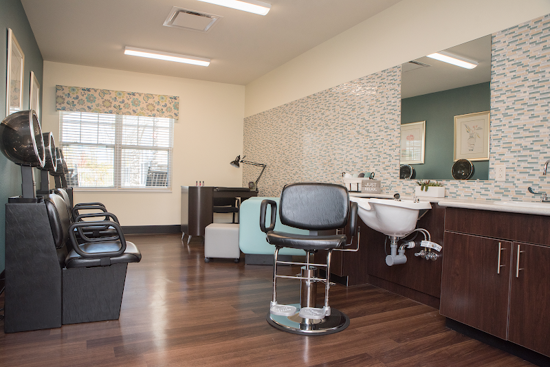 VIOLET SPRINGS HEALTH CAMPUS nursing home in PICKERINGTON, OH - Photo 5 of 5