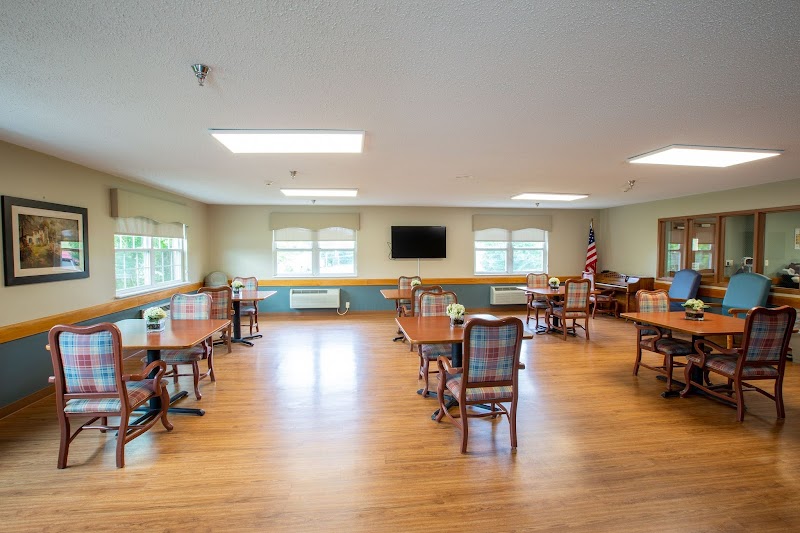 WATERVIEW POINTE NURSING & REHABILITATION nursing home in MARIETTA, OH - Photo 2 of 10