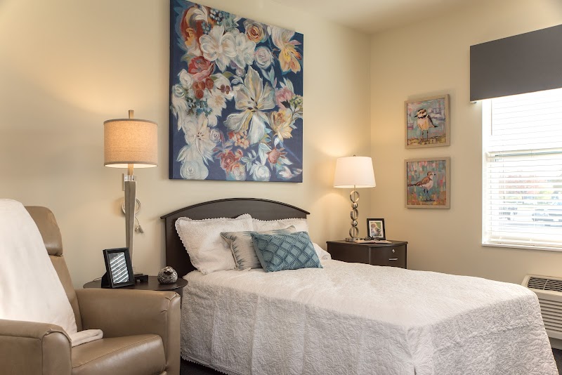 TAYLOR SPRINGS HEALTH CAMPUS nursing home in GAHANNA, OH - Photo 4 of 5