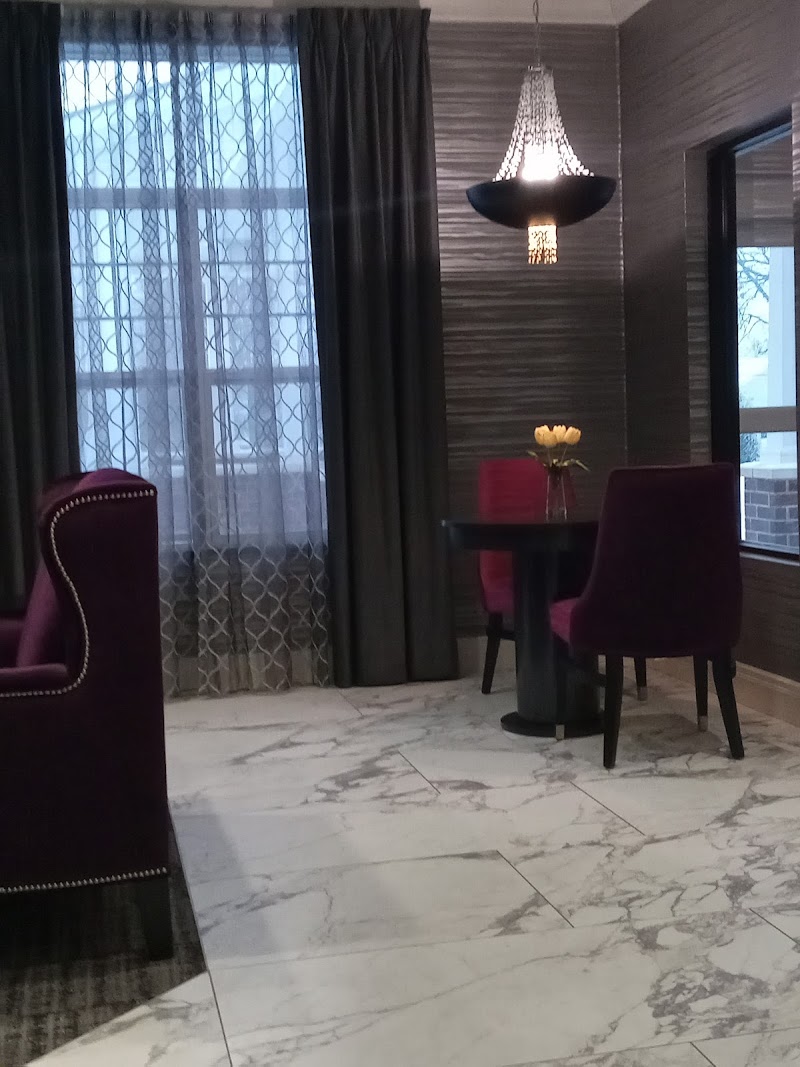 AVENUE AT LYNDHURST nursing home in LYNDHURST, OH - Photo 4 of 5