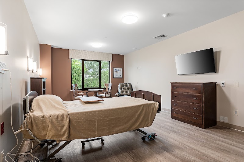 LANDINGS OF WESTERVILLE HEALTH AND REHAB THE nursing home in WESTERVILLE, OH - Photo 5 of 10