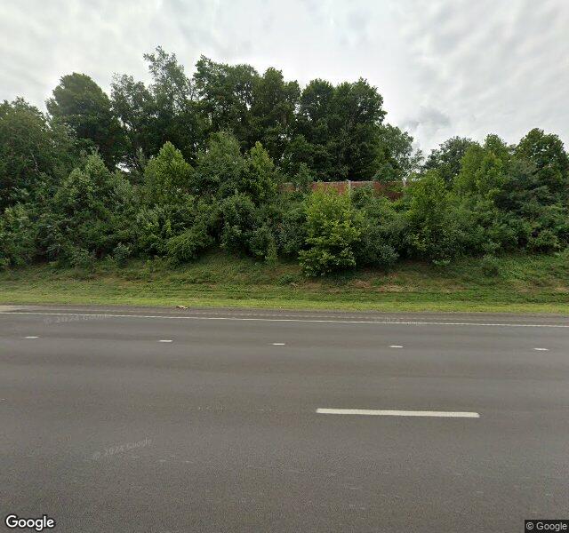 AVENUE AT BROOKLYN nursing home in BROOKLYN, OH - Photo 5 of 5