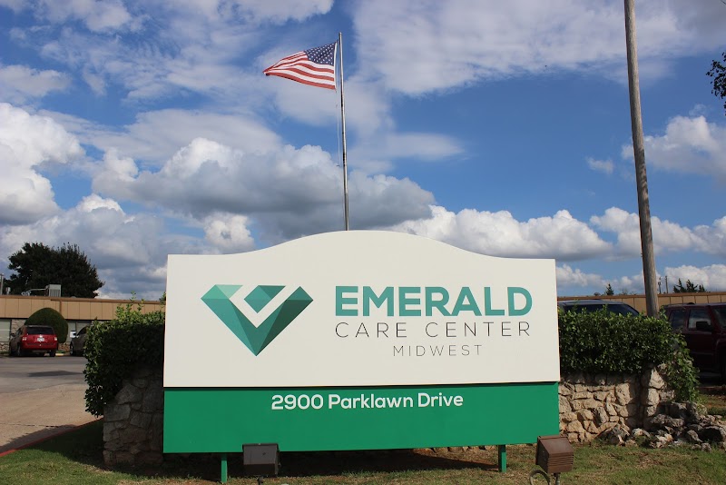 EMERALD CARE CENTER MIDWEST nursing home in MIDWEST CITY, OK - Photo 4 of 5