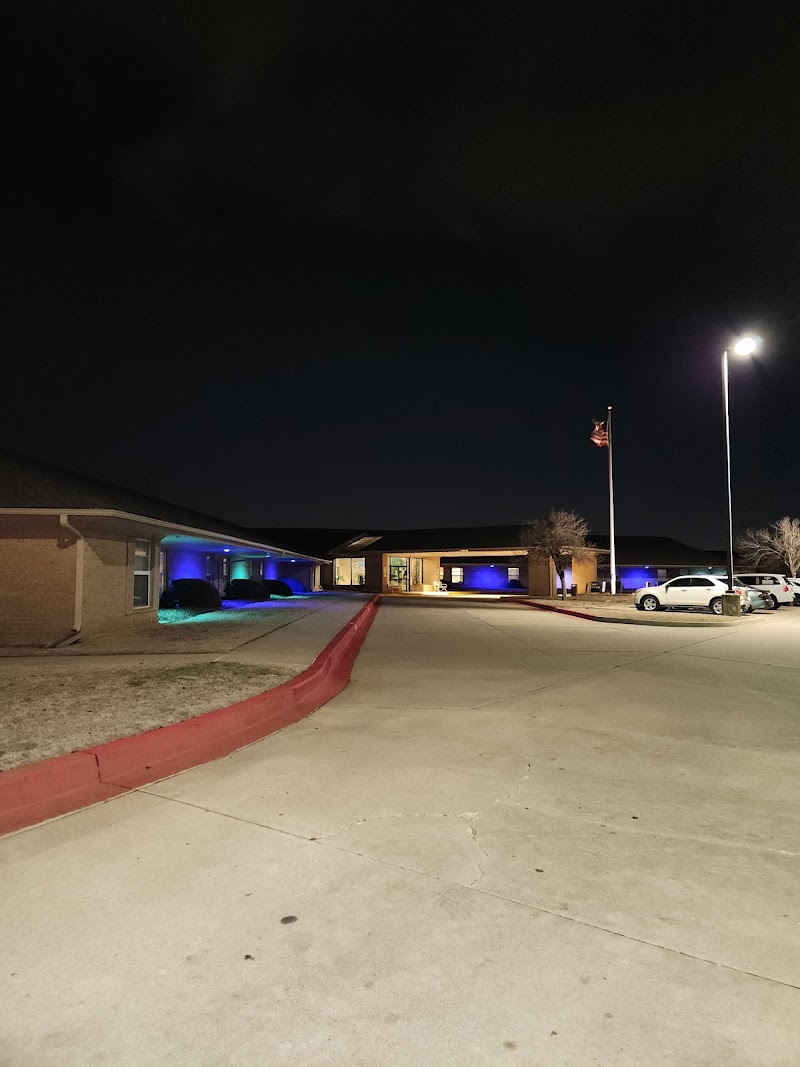 HERITAGE AT BRANDON PLACE HEALTH & REHABILITATION nursing home in OKLAHOMA CITY, OK - Photo 3 of 5