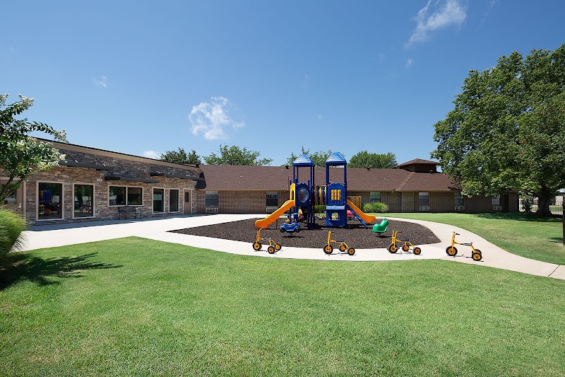 GRACE SKILLED AND NURSING THERAPY NORMAN nursing home in NORMAN, OK - Photo 3 of 10