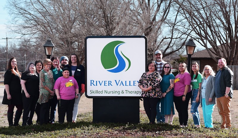 RIVER VALLEY SKILLED NURSING AND THERAPY nursing home in CLINTON, OK - Photo 4 of 6