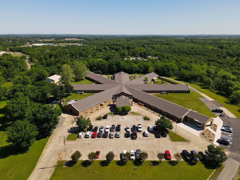 THE OAKS HEALTHCARE CENTER nursing home in POTEAU, OK - Photo 3 of 5