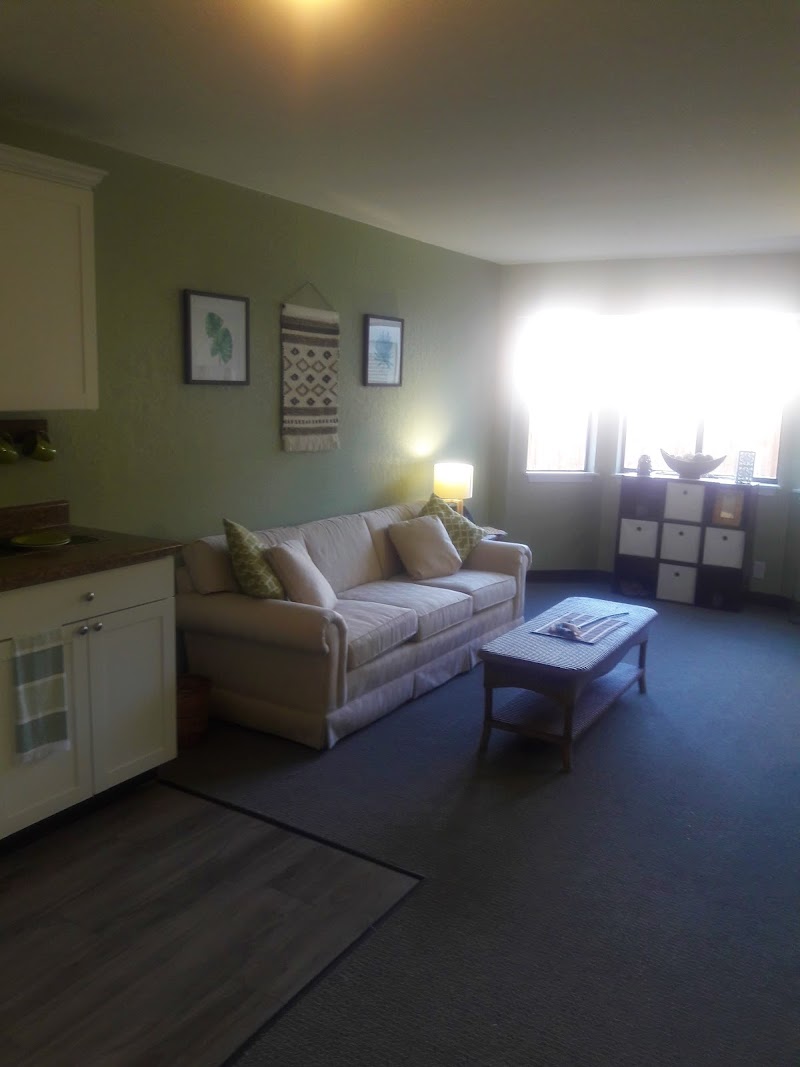 Southern Hills Rehabilitation Center nursing home in Tulsa, OK - Photo 3 of 5