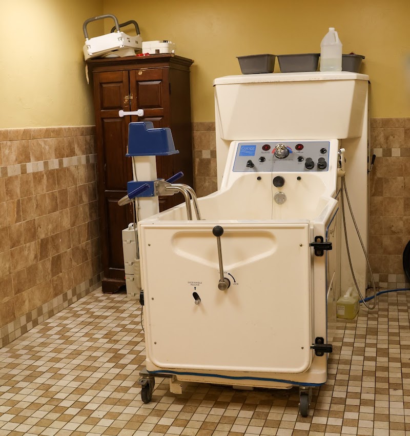 MID-DEL SKILLED NURSING AND THERAPY nursing home in DEL CITY, OK - Photo 2 of 10