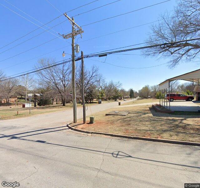 PURCELL CARE CENTER nursing home in PURCELL, OK - Photo 2 of 3